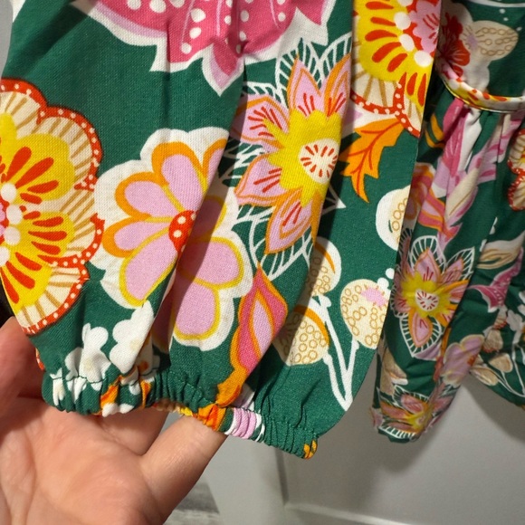 New Carly & Cass Boutique Floral Green and Pink peplum top 3/4 sleeve size XL - Picture 5 of 8